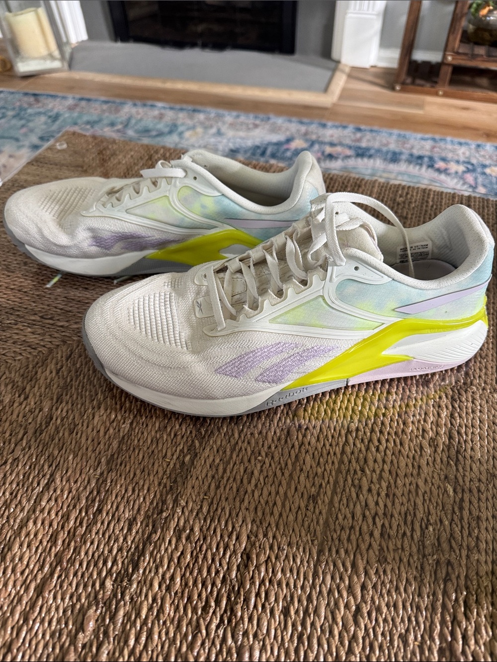 Reebok Women's sneakers in White with Yellow Accents - Picture 2 of 4